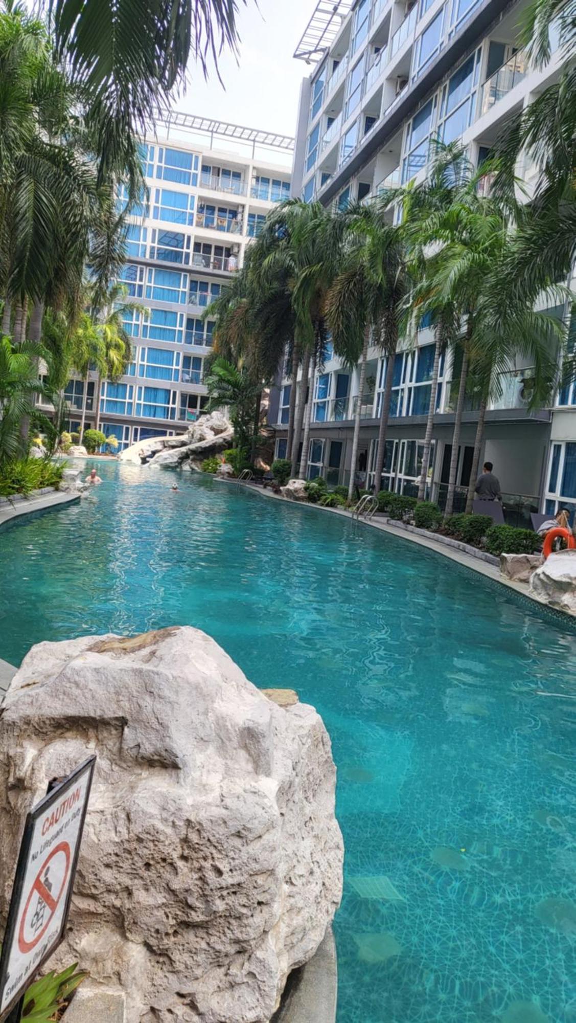 Centara Avenue Residence By Patsamon Pattaya Eksteriør billede
